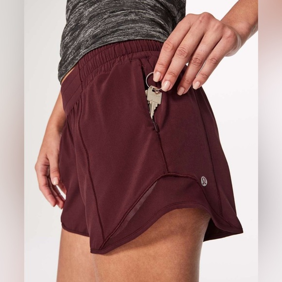 Lululemon Hotty Hot Shorts II Long 4” Deep Rouge Size 4 – Rare Retired Color - Picture 5 of 9